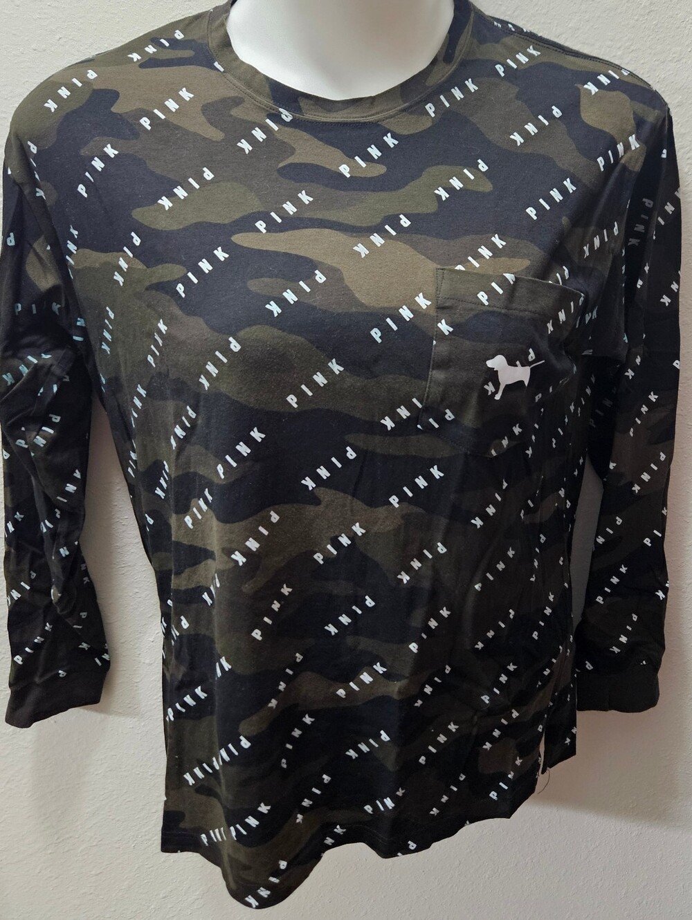PINK Victoria's Secret Oversized Camo Spellout Long Sleeved Pocket Tee